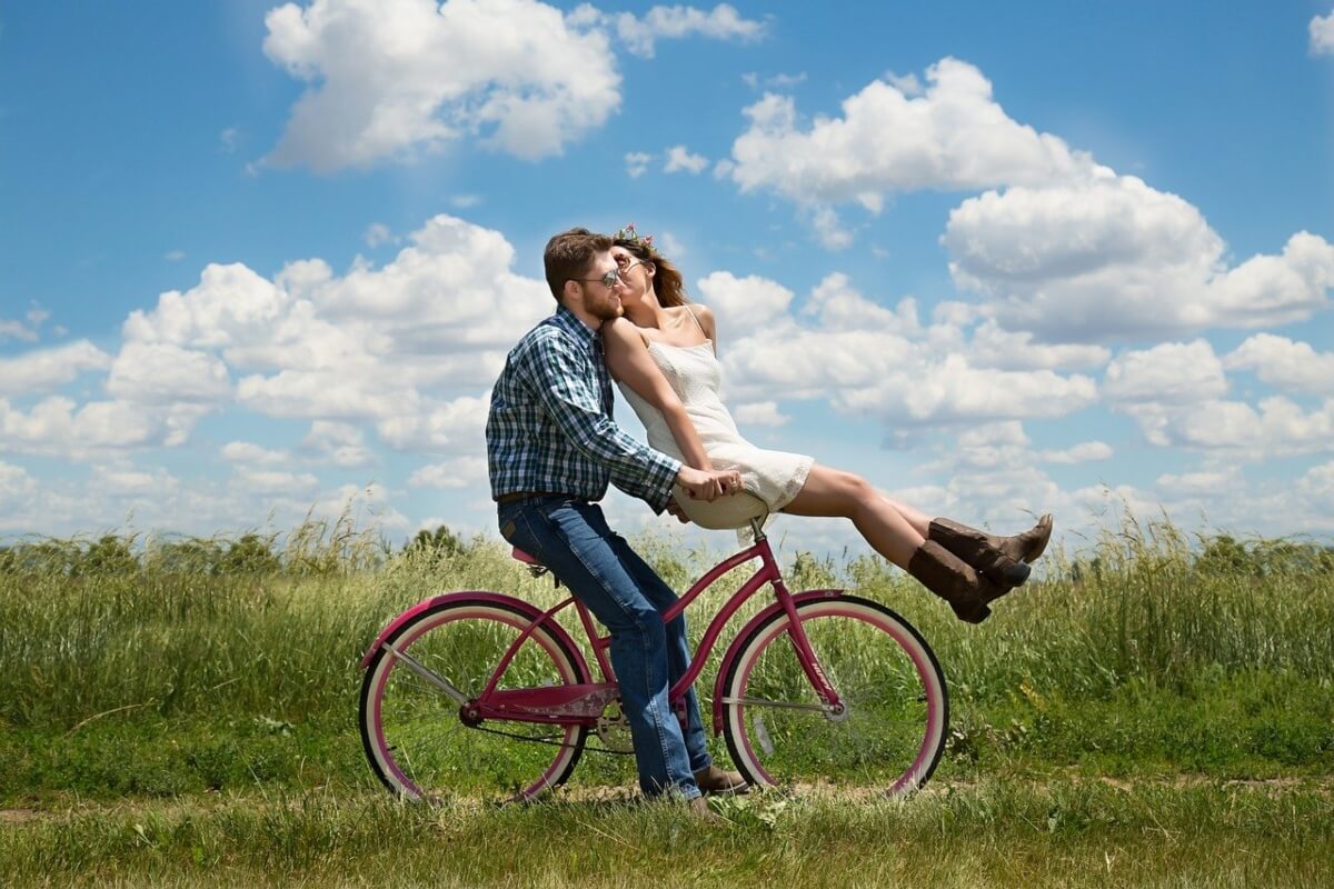 Par koji se vozi na biciklu