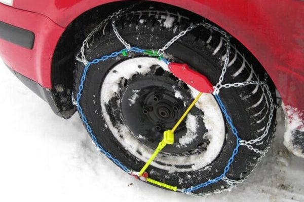 Značaj zimskih guma i lanaca za vožnju po snegu